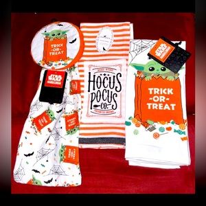 *CLEARANCE* Baby Yoda + Hocus Pocus kitchen towels set
